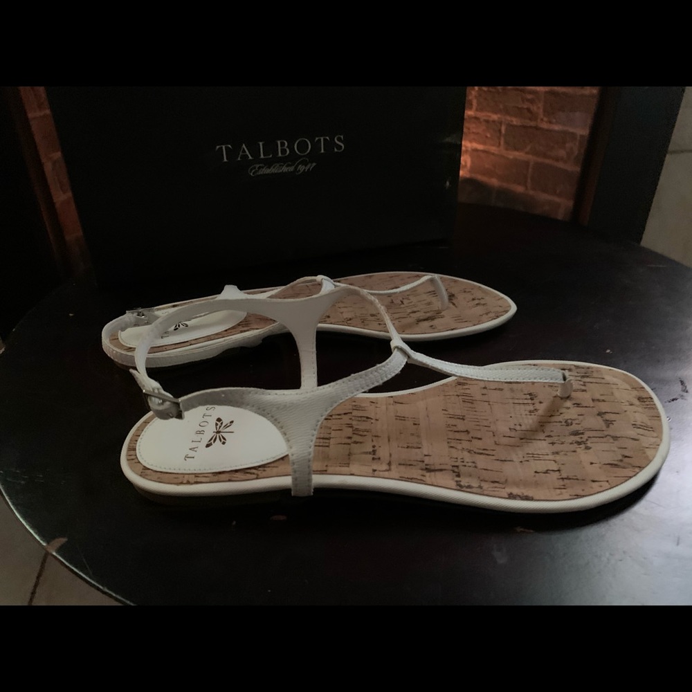 Talbots sandals size 9